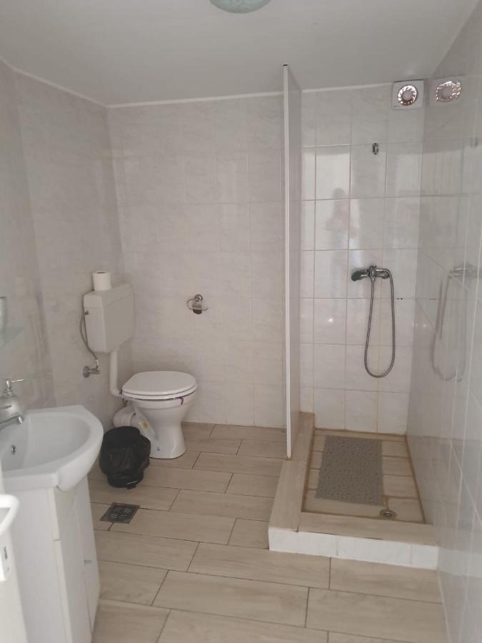 Relax Haus Hotel Vajdahunyad Kültér fotó