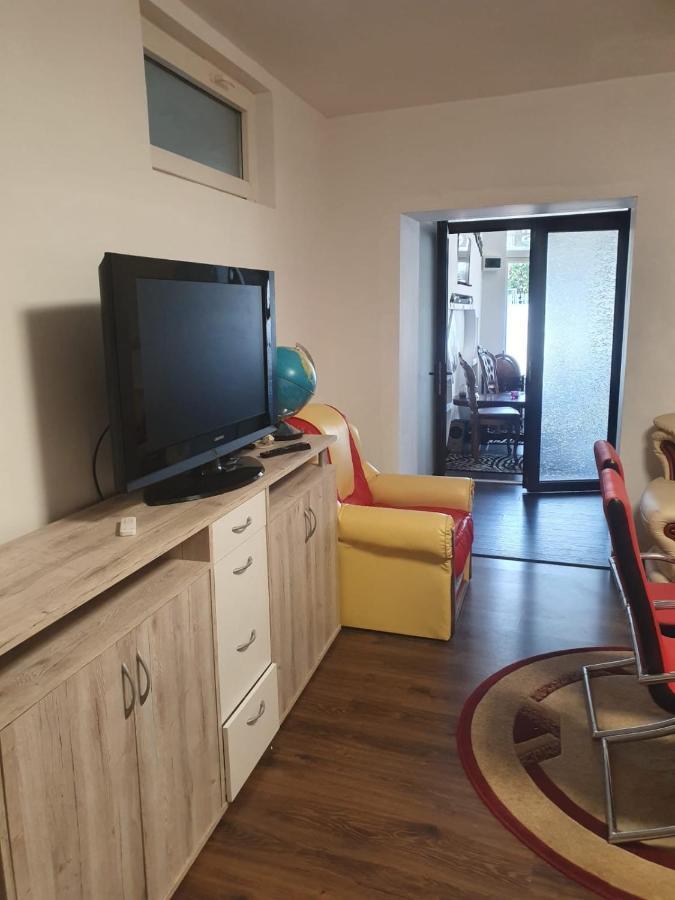 Relax Haus Hotel Vajdahunyad Kültér fotó