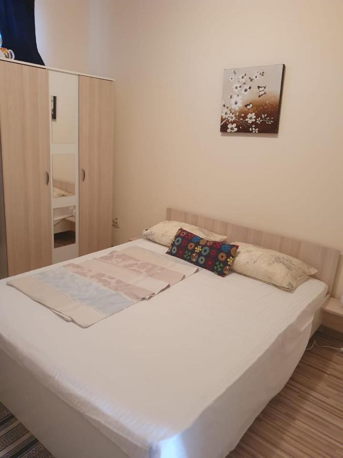 Relax Haus Hotel Vajdahunyad Kültér fotó