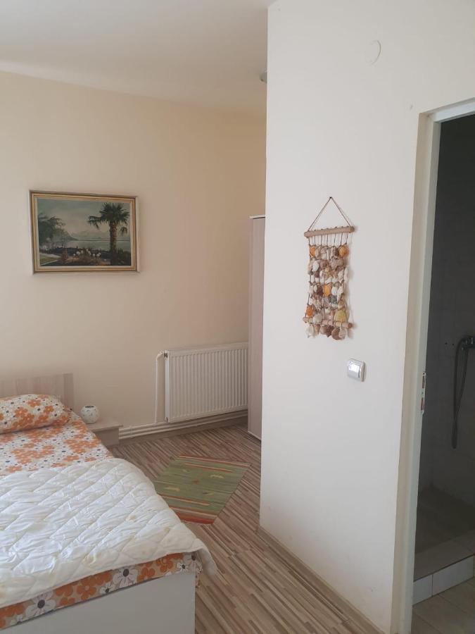 Relax Haus Hotel Vajdahunyad Kültér fotó